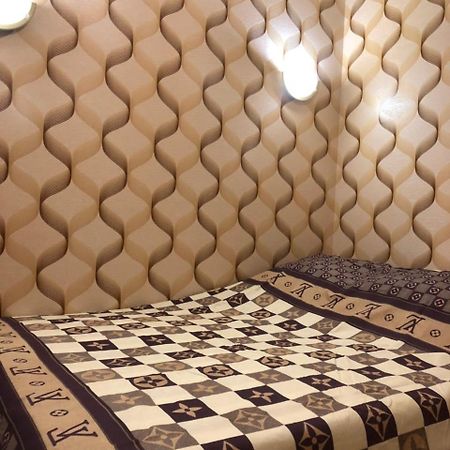 Comfortable Apartment Near Metro Harkov Kültér fotó
