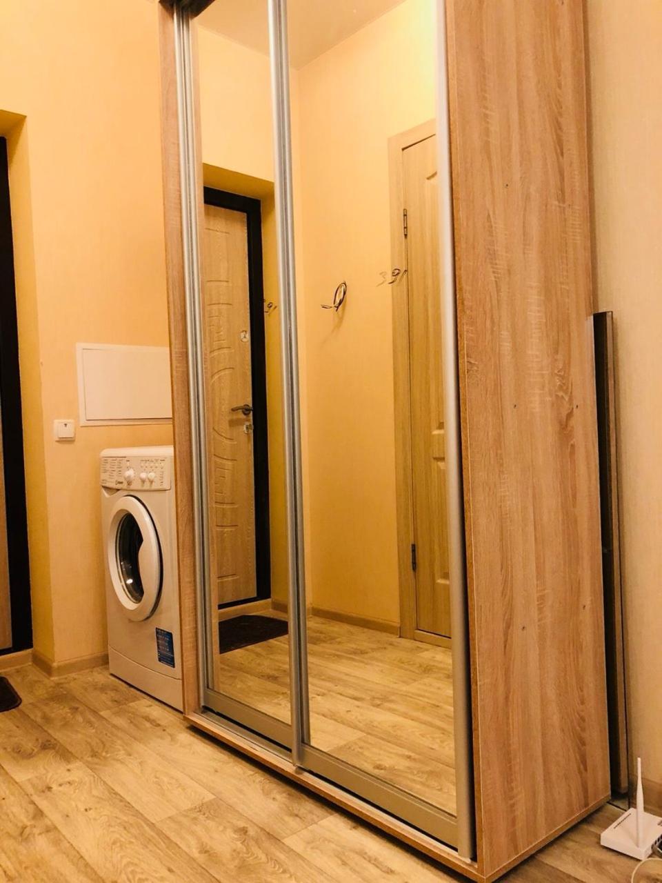 Comfortable Apartment Near Metro Harkov Kültér fotó